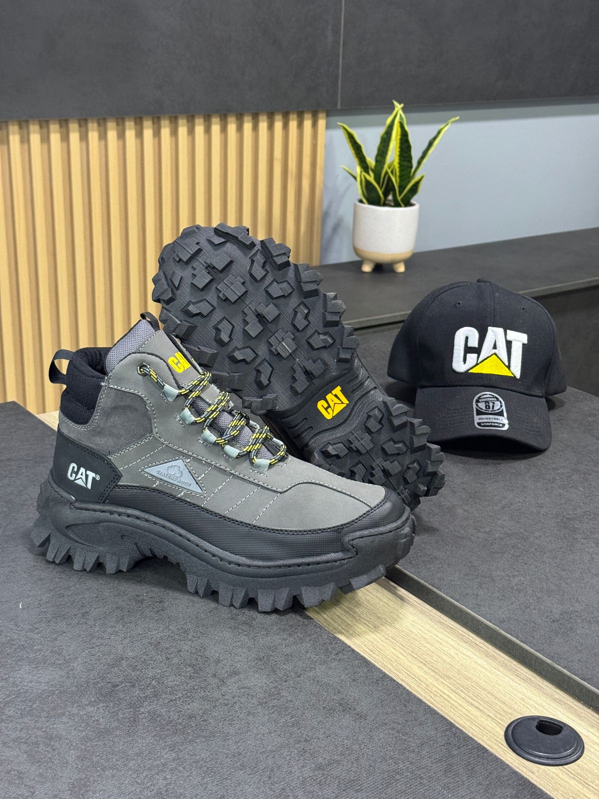 Botas Caterpillar Intruder