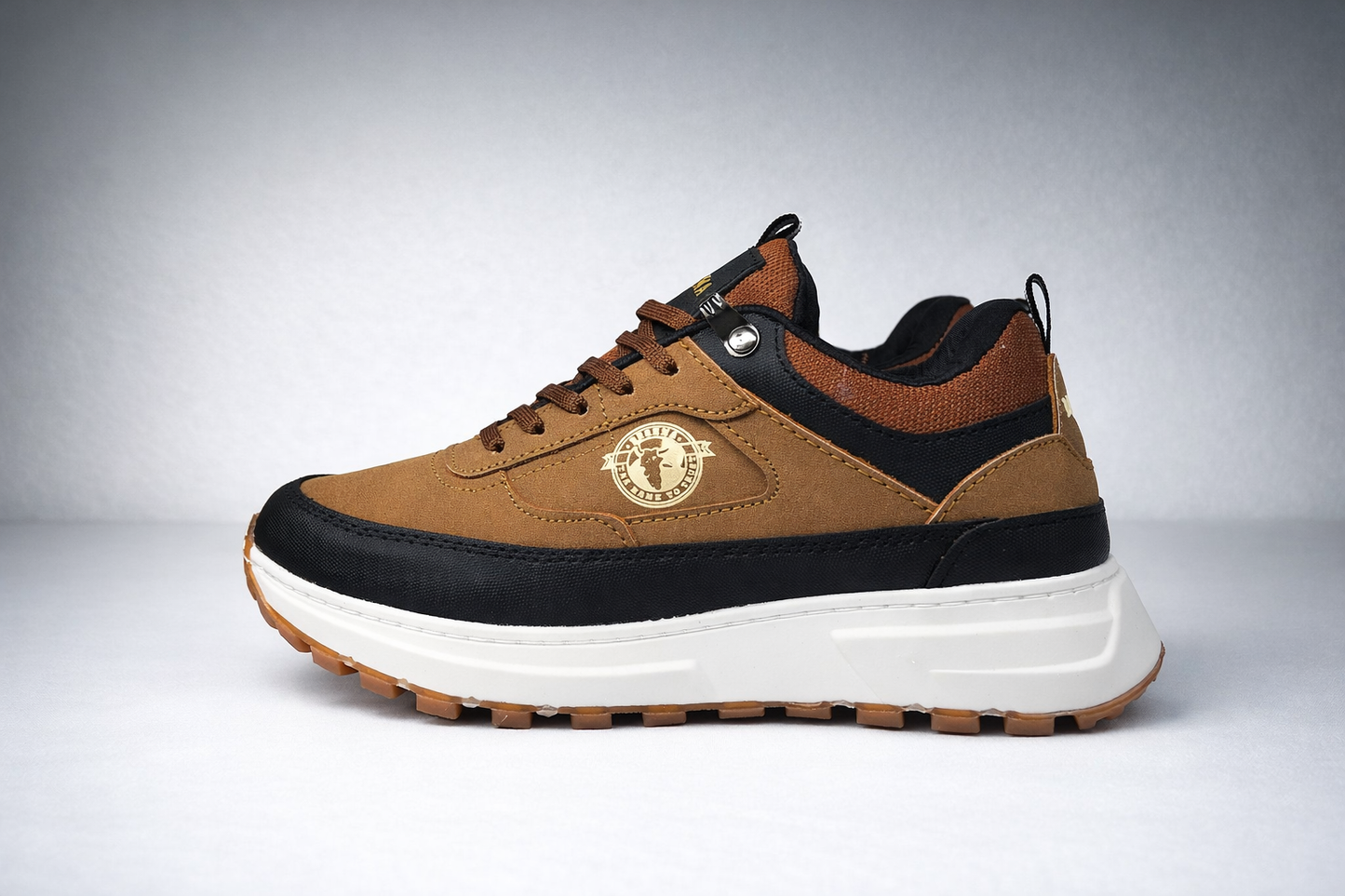 Tenis B. Strike