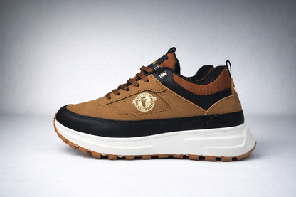 Tenis B. Strike